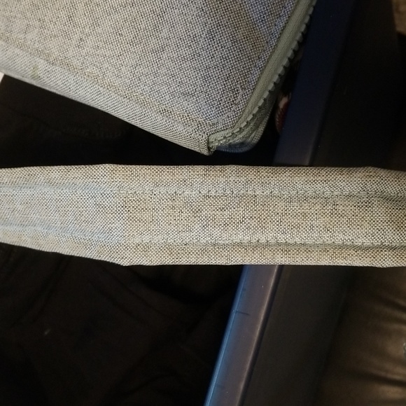 Vera Bradley Crossbody Kavu Style Bag with Matching Zip Around Wallet. Lite Blue - Picture 8 of 10